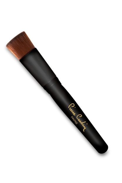 صورة Pierre Cardin Paris Round Face Brush